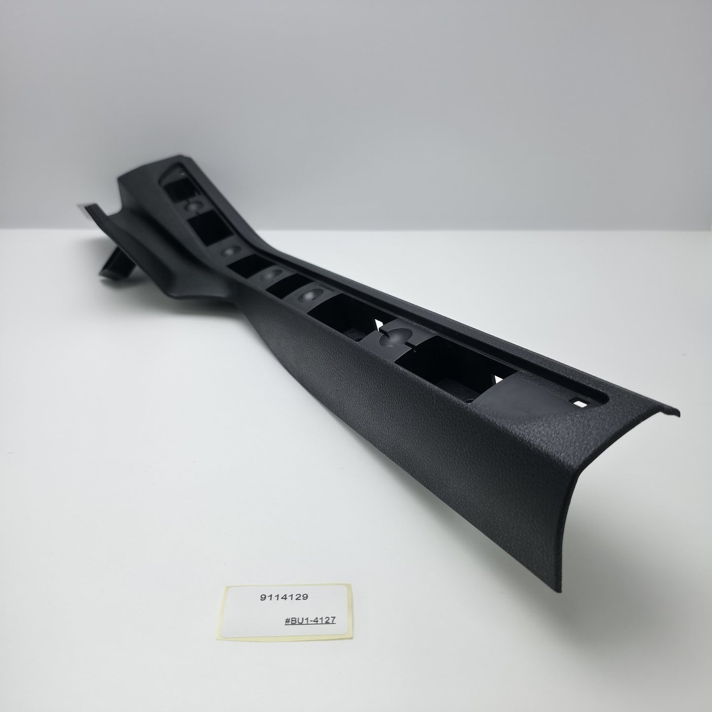 2009-2015 BMW 7 Series Rear Left Entry Sill Cover Strip Step Inside 9114129