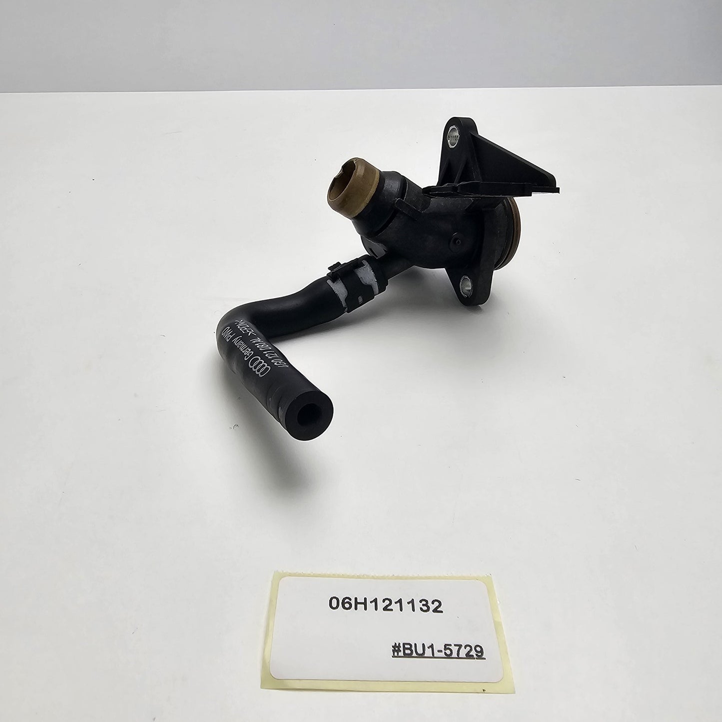 2009-2017 Audi Allroad Engine Coolant Inlet/Outlet Flange 06H121132