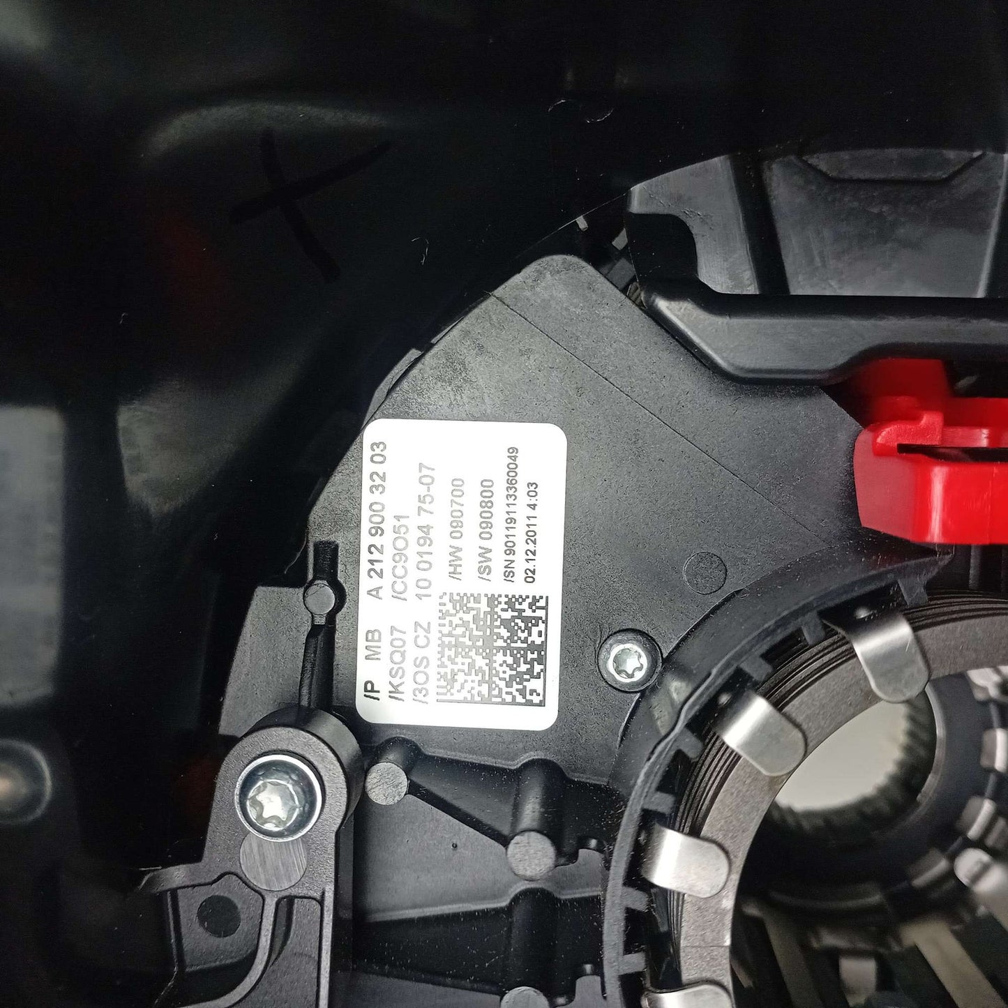 2009-2011 Mercedes-Benz E-Class STEERING ANGLE SENSOR A2129003203