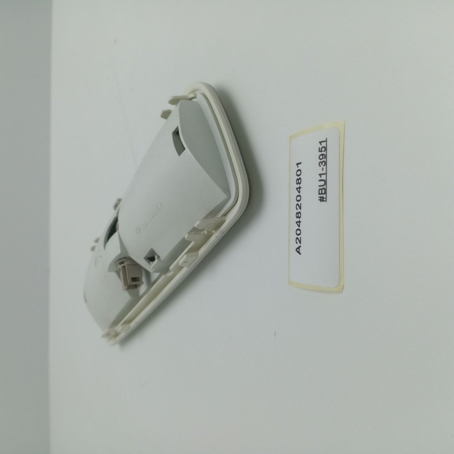 2011-2016 Mercedes GLK Rear Overhead Dome Light Reading Lamp A2048204801