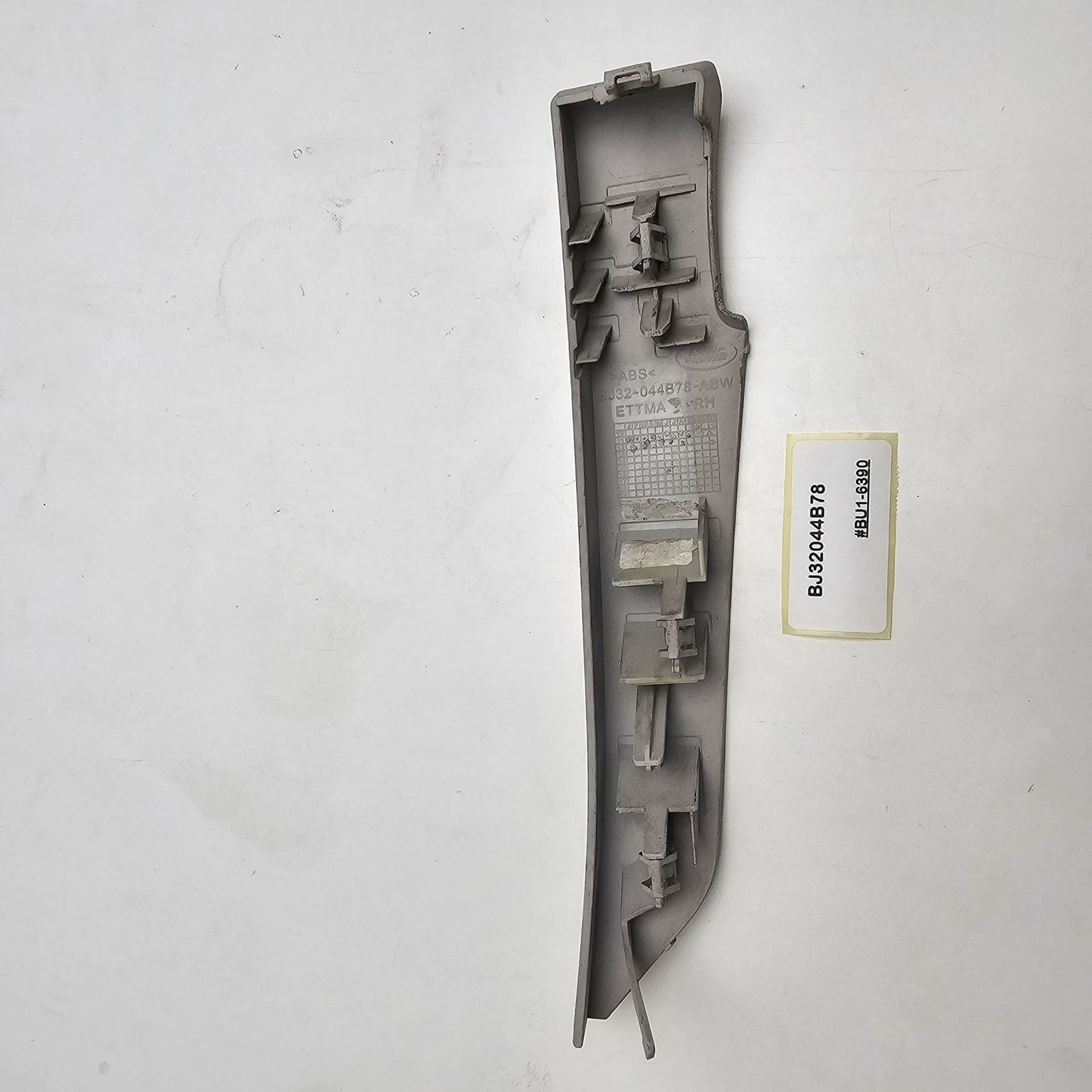 2012-2019 Land Rover Range Rover Evoque Dash Right Trim Cover BJ32044B78