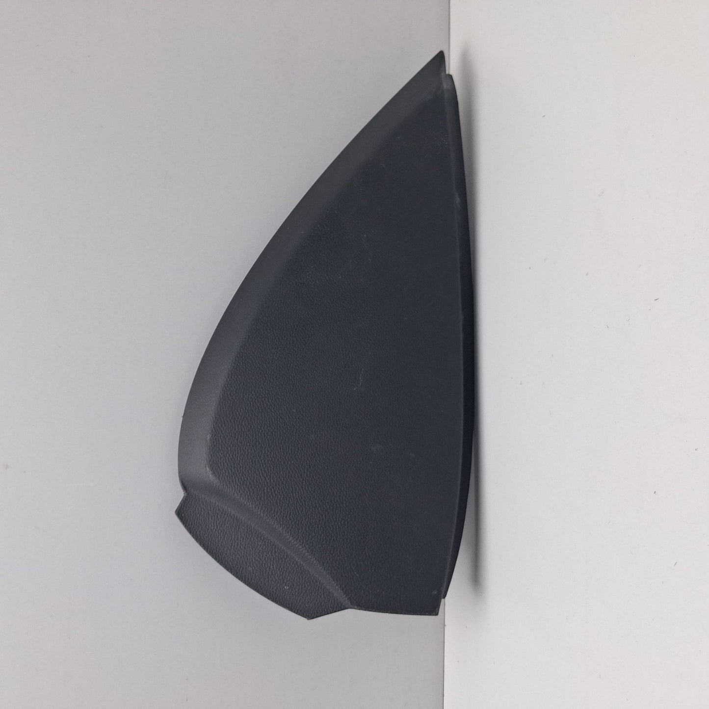 2014-2019 Cadillac CTS Instrument Panel Outer Trim Cover 105089642