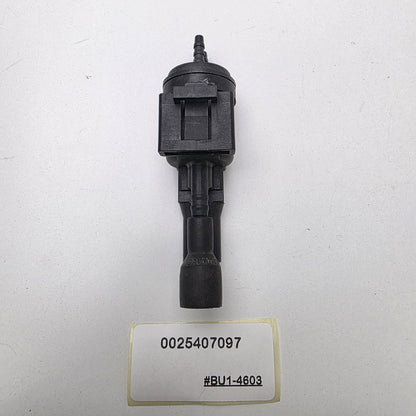 2007-2009 Mercedes-Benz E320 Air Injection Pump Check Valve 0025407097