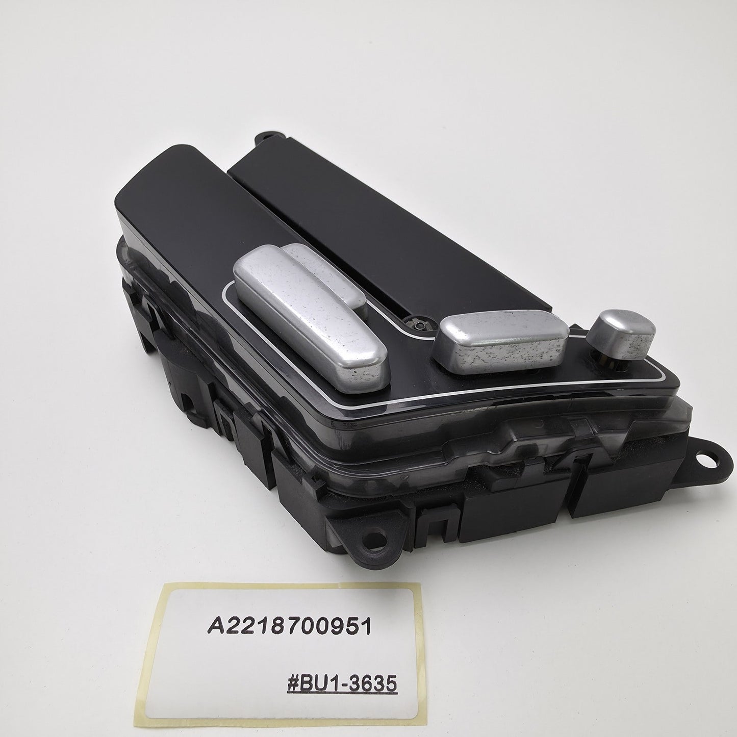 2006-2019 Mercedes-Benz S-Class RIGHT ELECTRIC SEAT ADJUSTER SWITCH A2218700951
