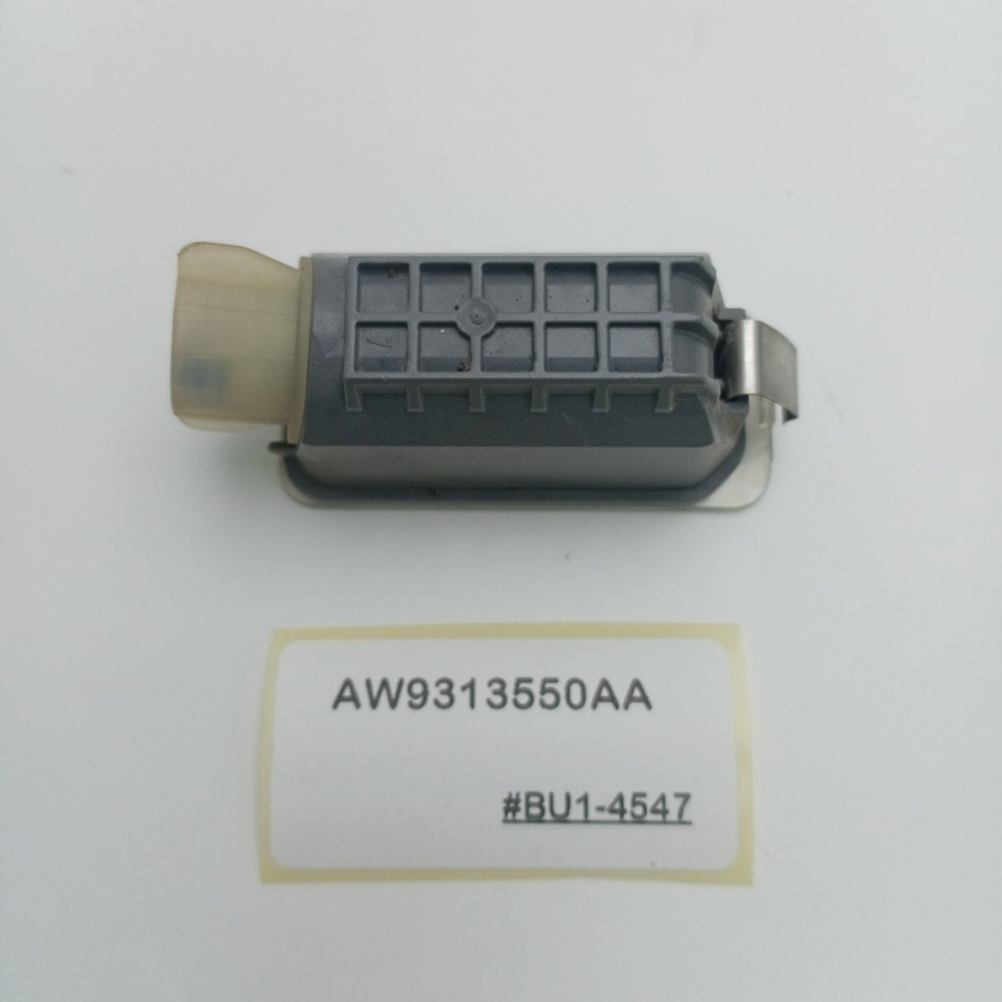 2010-2015 Jaguar XJ License Plate Light AW9313550AA