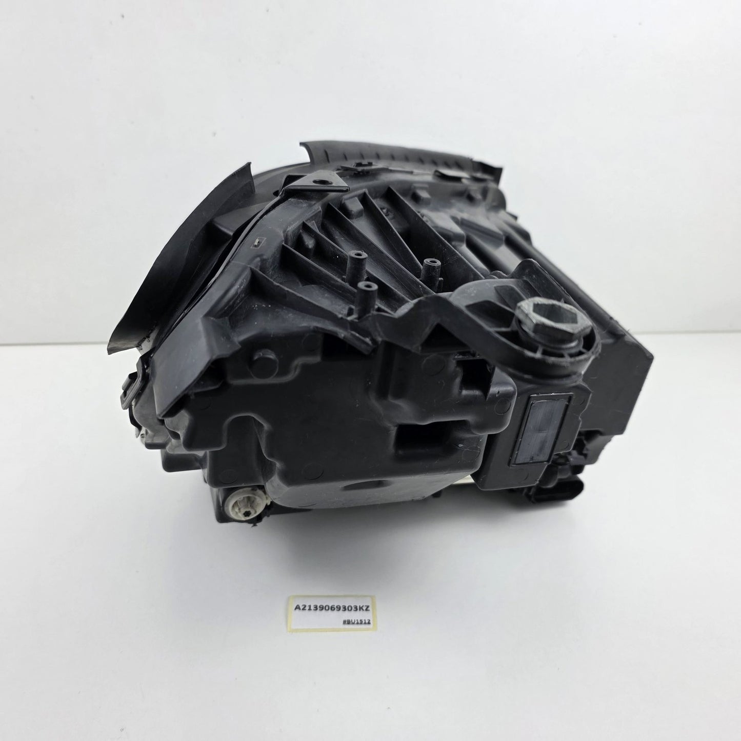 2017-2019 Mercedes-Benz E300 Left LED Headlight Assembly W213 A2139069303KZ