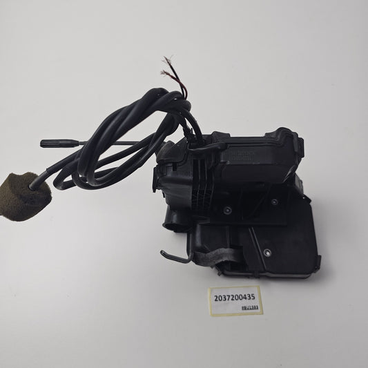 2001-2007 Mercedes-Benz W203 Door Lock Actuator Motor Front Right 2037200435