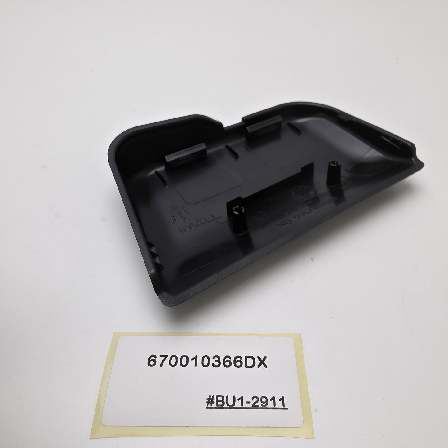 2014-2021 Maserati Ghibli RIGHT SIDE B PILLAR 670010366DX