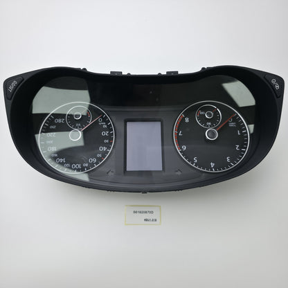 2015-2019 Volkswagen Passat Speedometer Cluster 561920870D