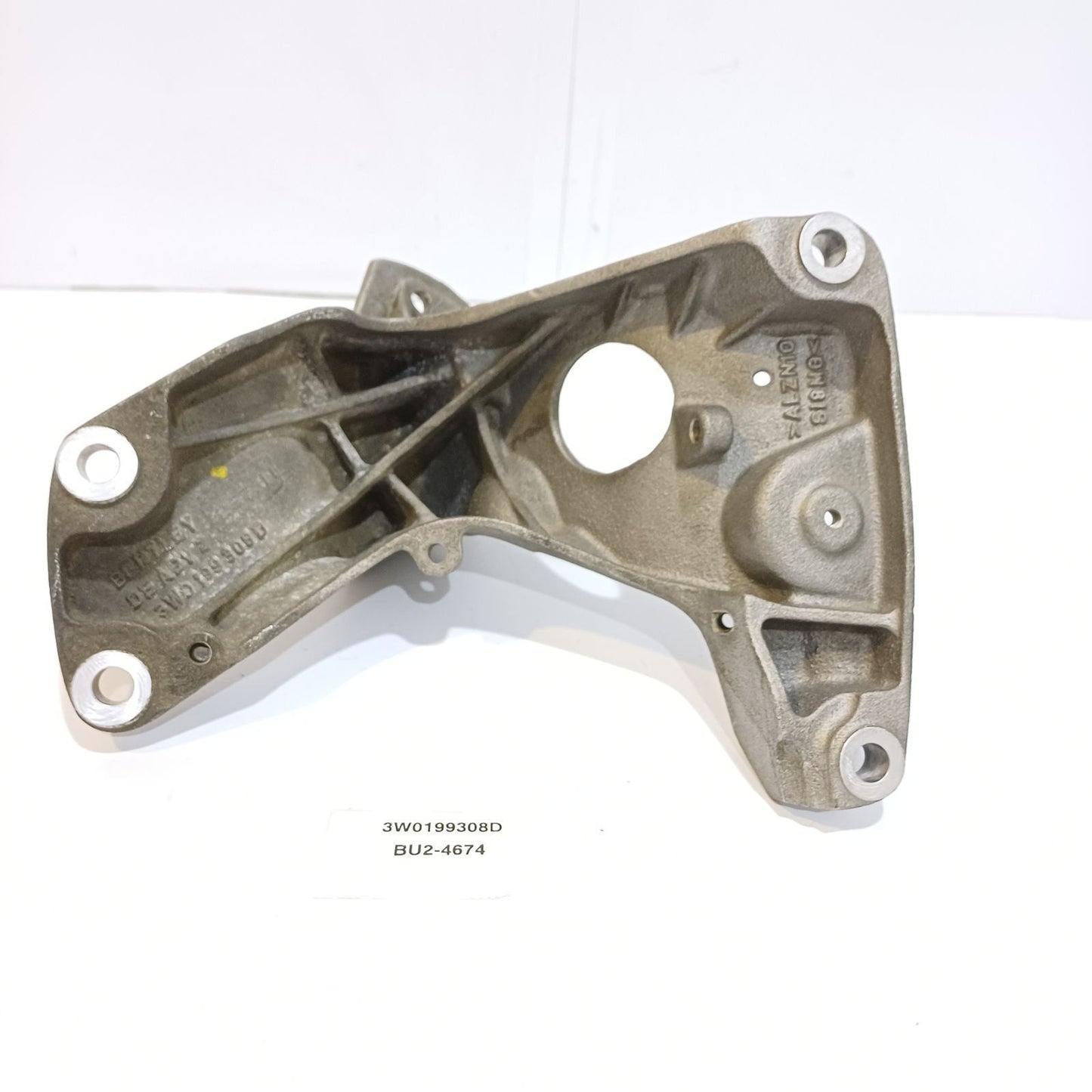 2005-2013 Bentley Continental Flying Spur Right Engine Mount Bracket 3W0199308D
