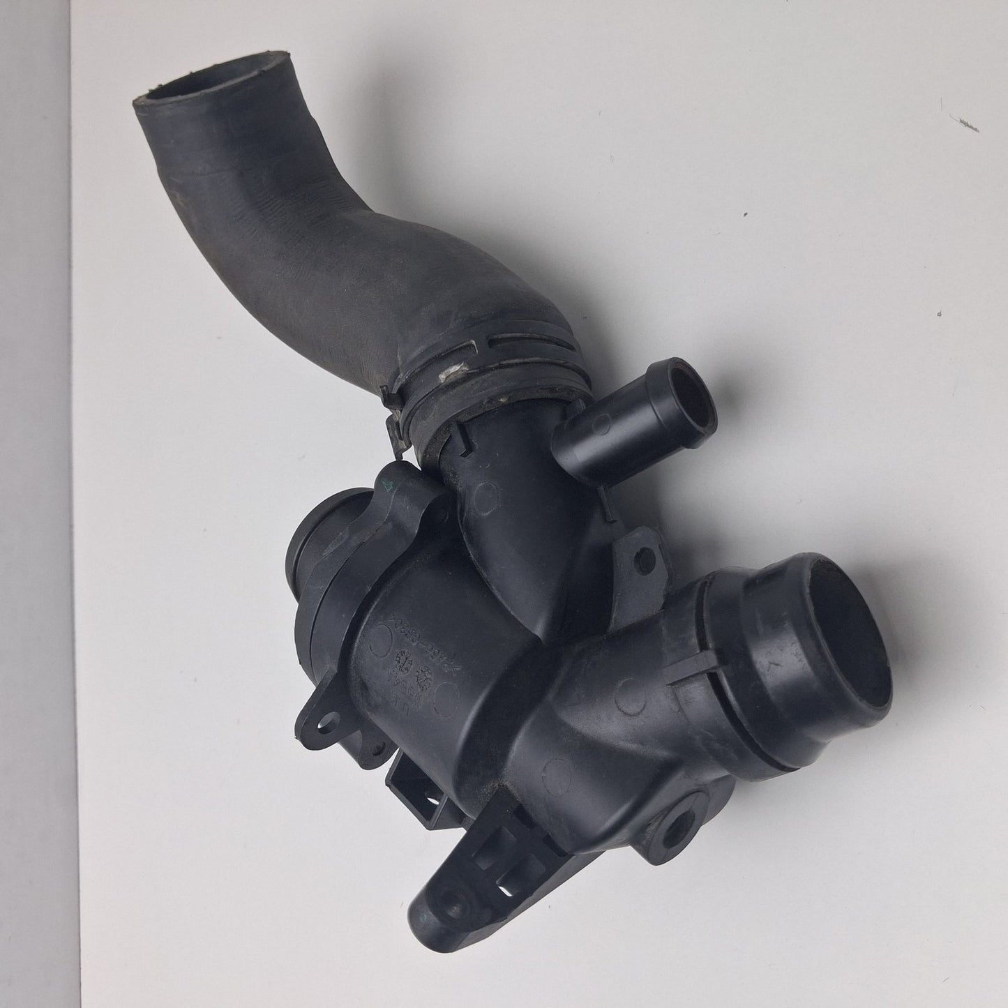 2012-2019 Ford Focus Thermostat Housing W584A