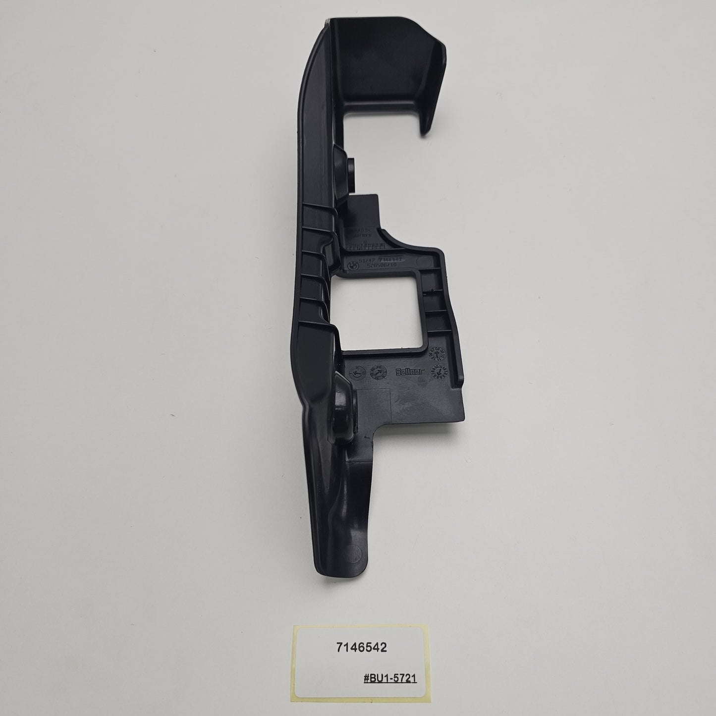 2006-2013 BMW E90 Covering Right 7146542