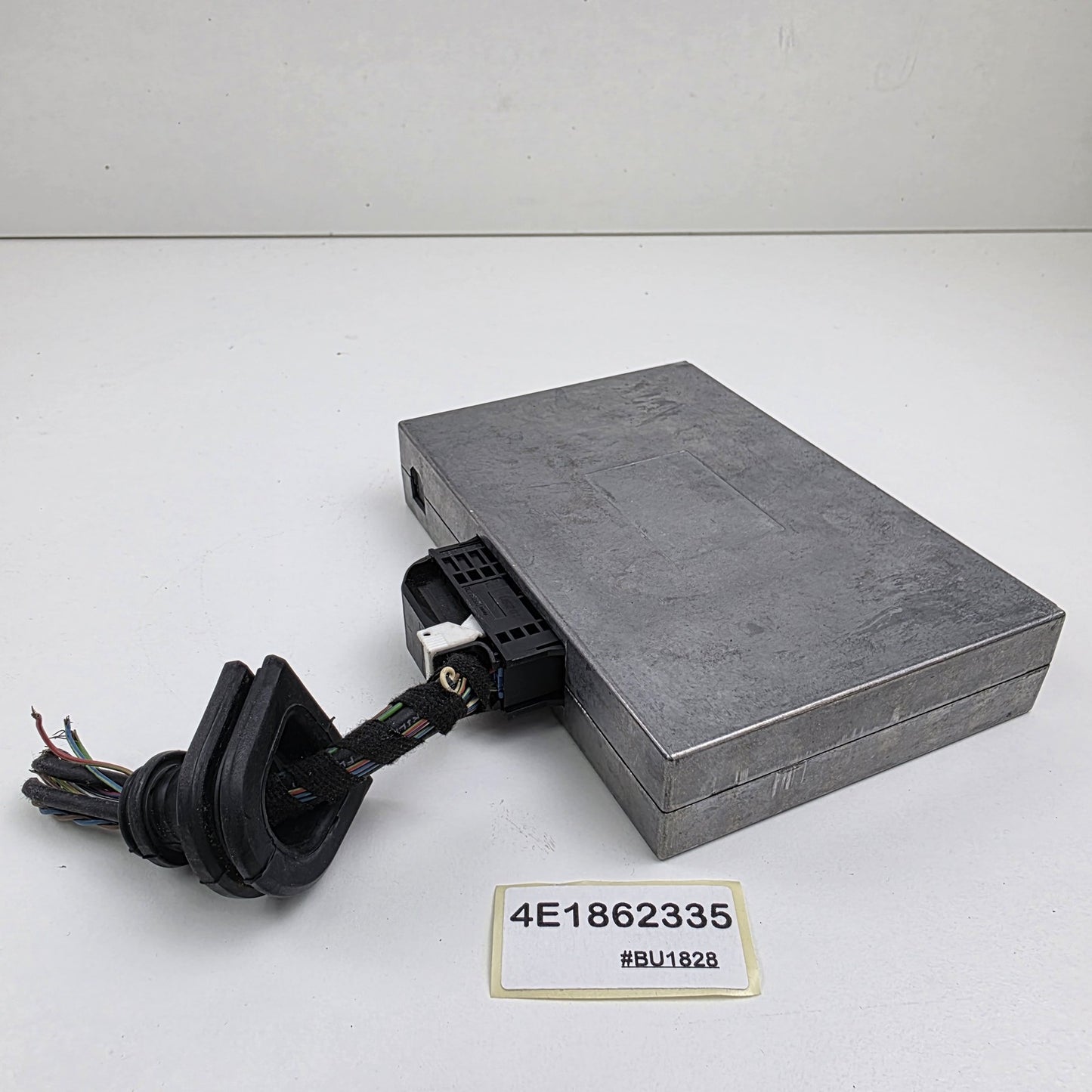 2005-2010 Audi A8 Bluetooth Interface Control Module 4E1862335