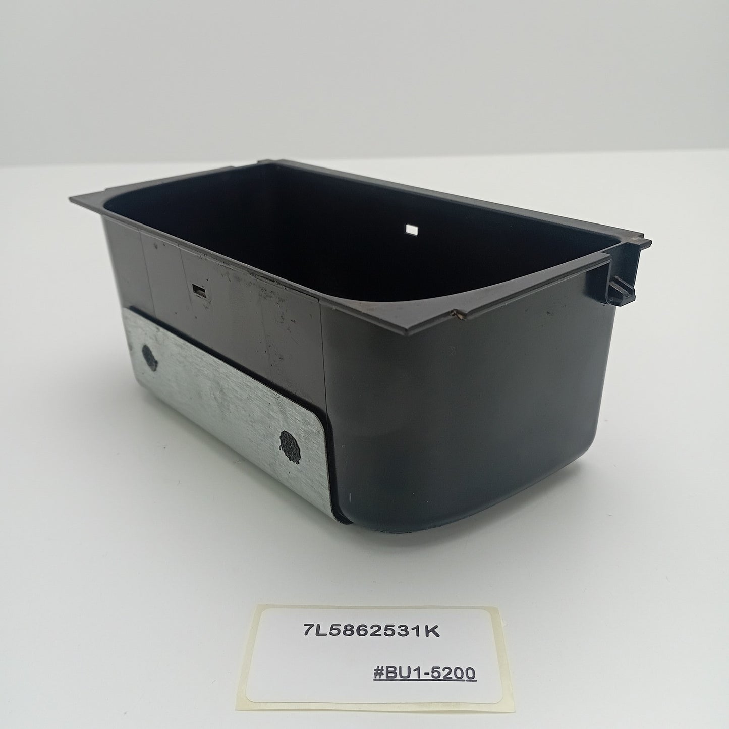 2003-2010 Porsche Cayenne Center Console Cup Holder 7L5862531K