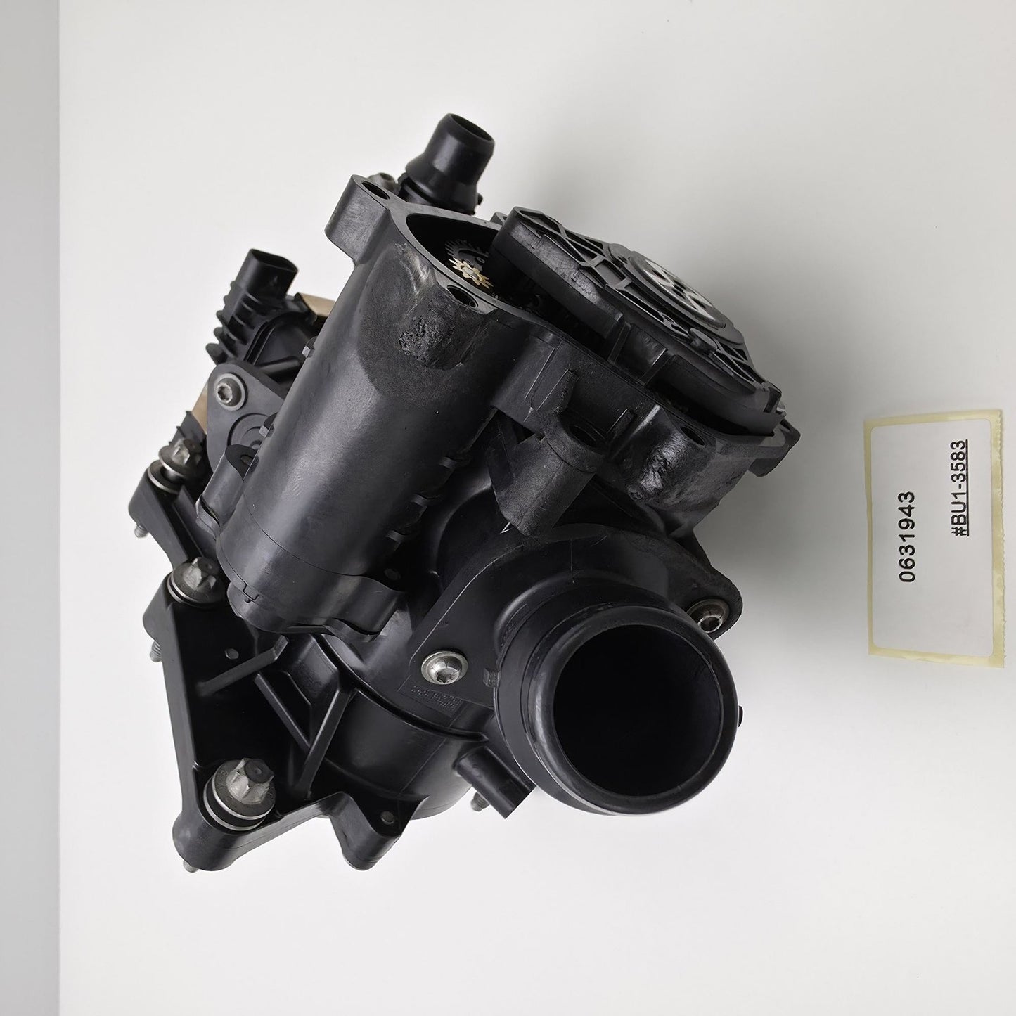 2015-2022 BMW X1 Heat management module 0631943