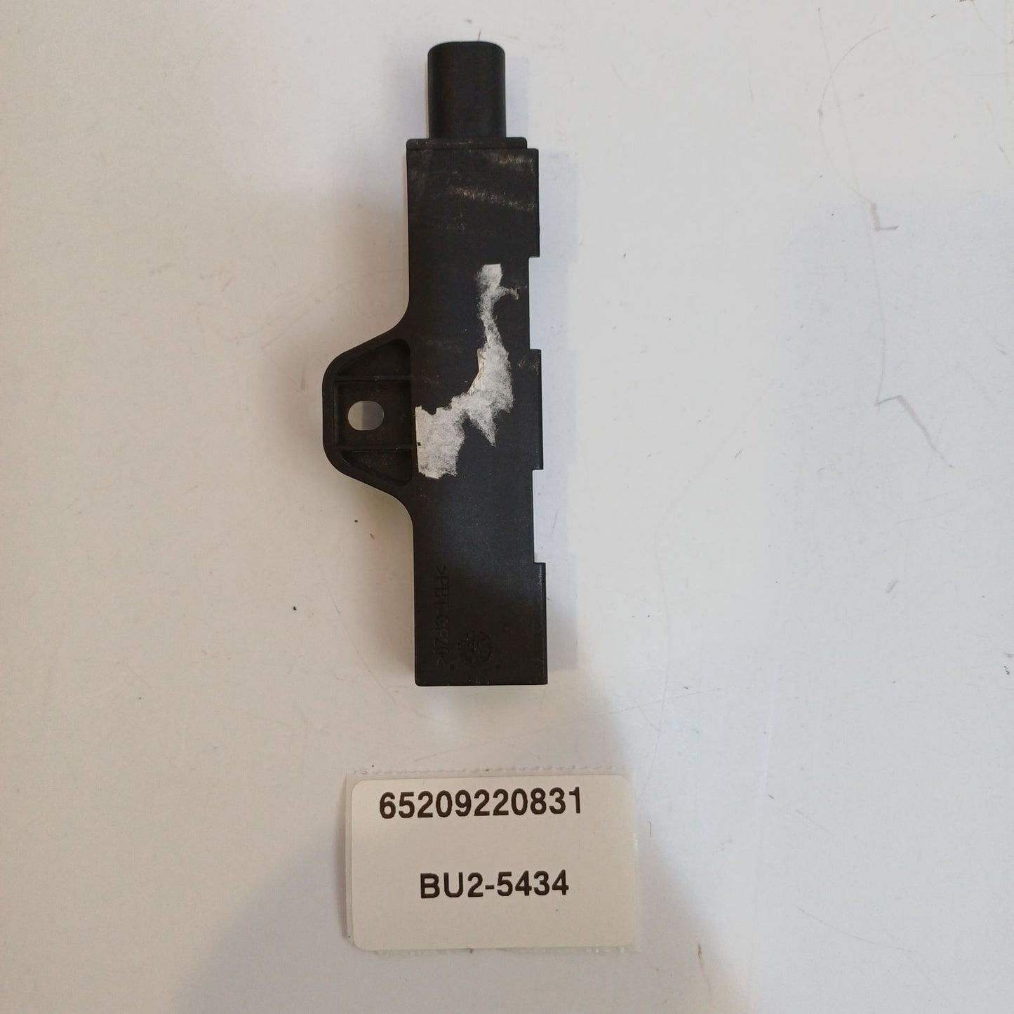 2009-2023 BMW X3 Keyless Entry Antenna 65209220831