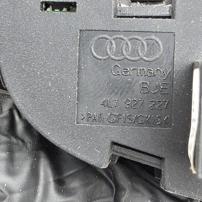 2005-2015 Audi A6 Dash Display Glovebox Switch Assembly 4L1927227VUV