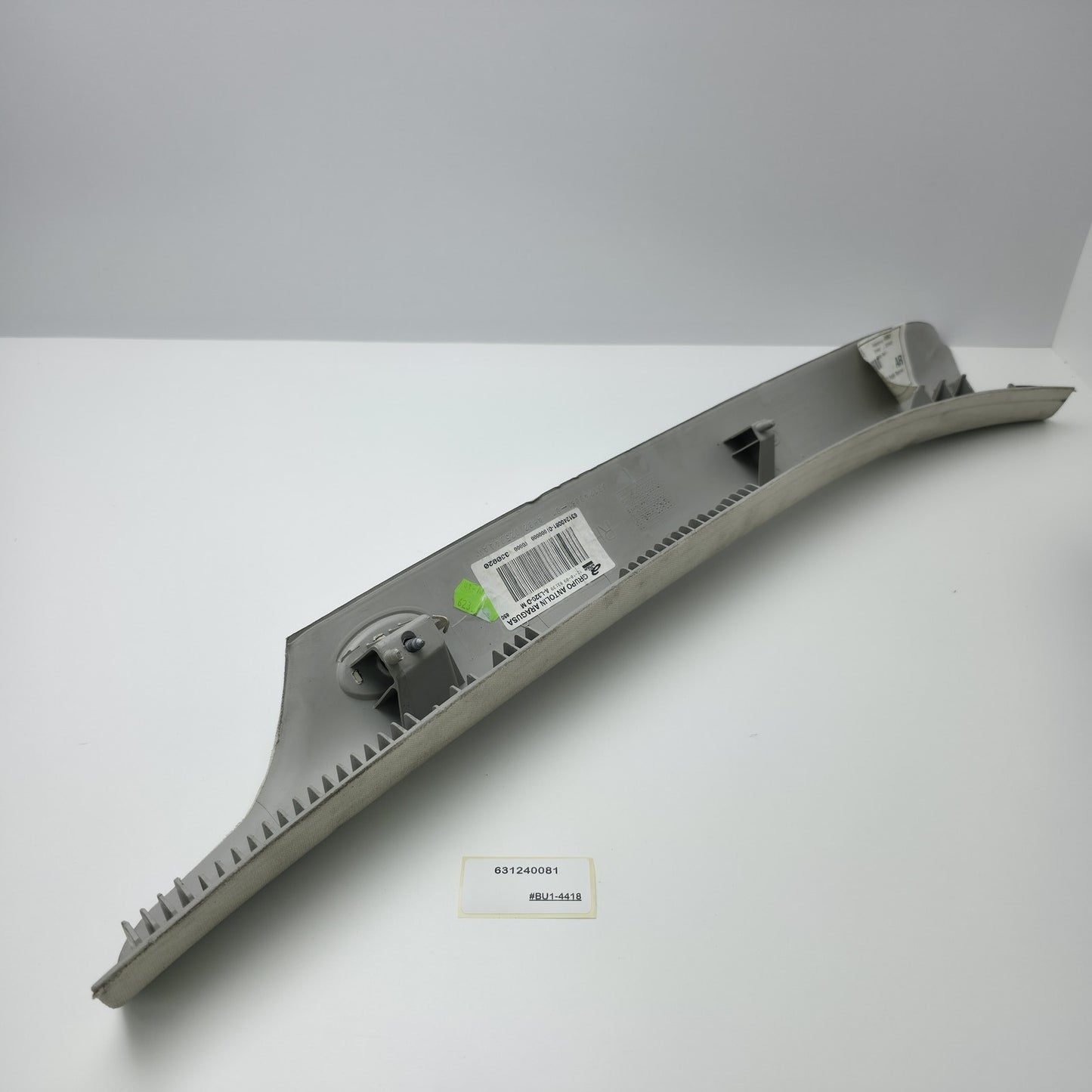 2005-2013 Land Rover Range Rover Sport Right A Pillar Trim 631240081