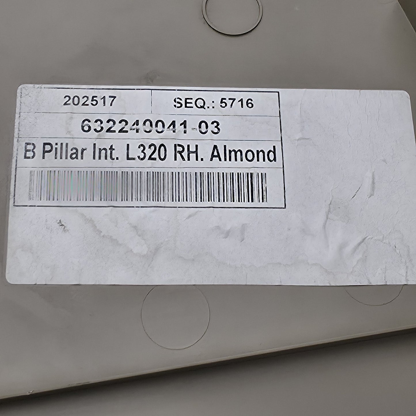 2005-2013 Land Rover Range Rover Sport Right Interior B-pillar Trim 632240041