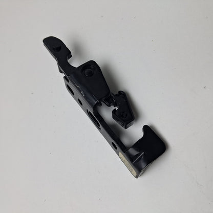 2002-2009 Mercedes-Benz E-Class Rear Seat Latch Lock A2119200572