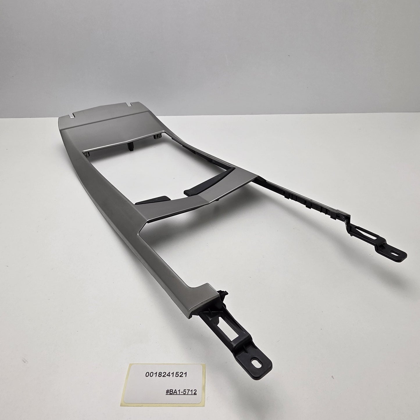 2008-2013 Cadillac CTS Center Console Gear Shifter Trim Bezel 0018241521