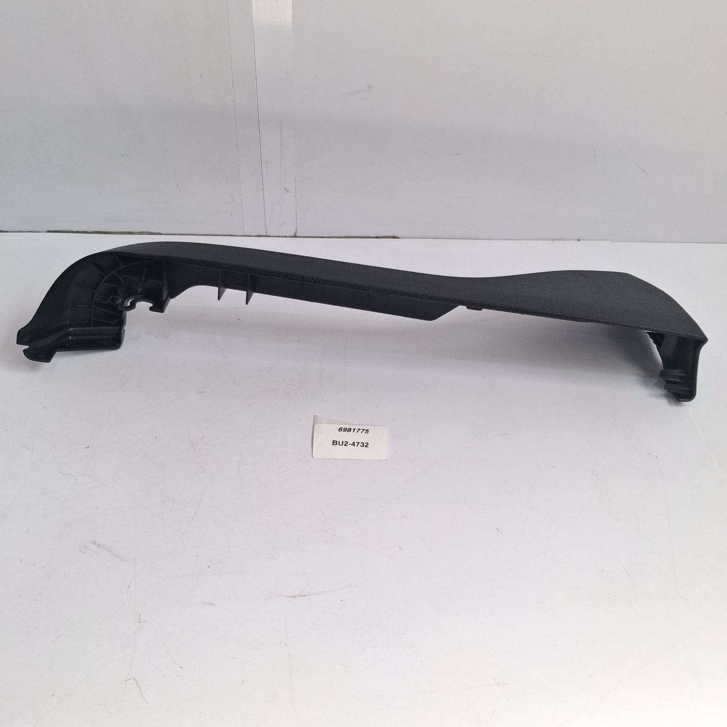 2011-2016 BMW 550i Front Driver Seat Rail Trim 6981775