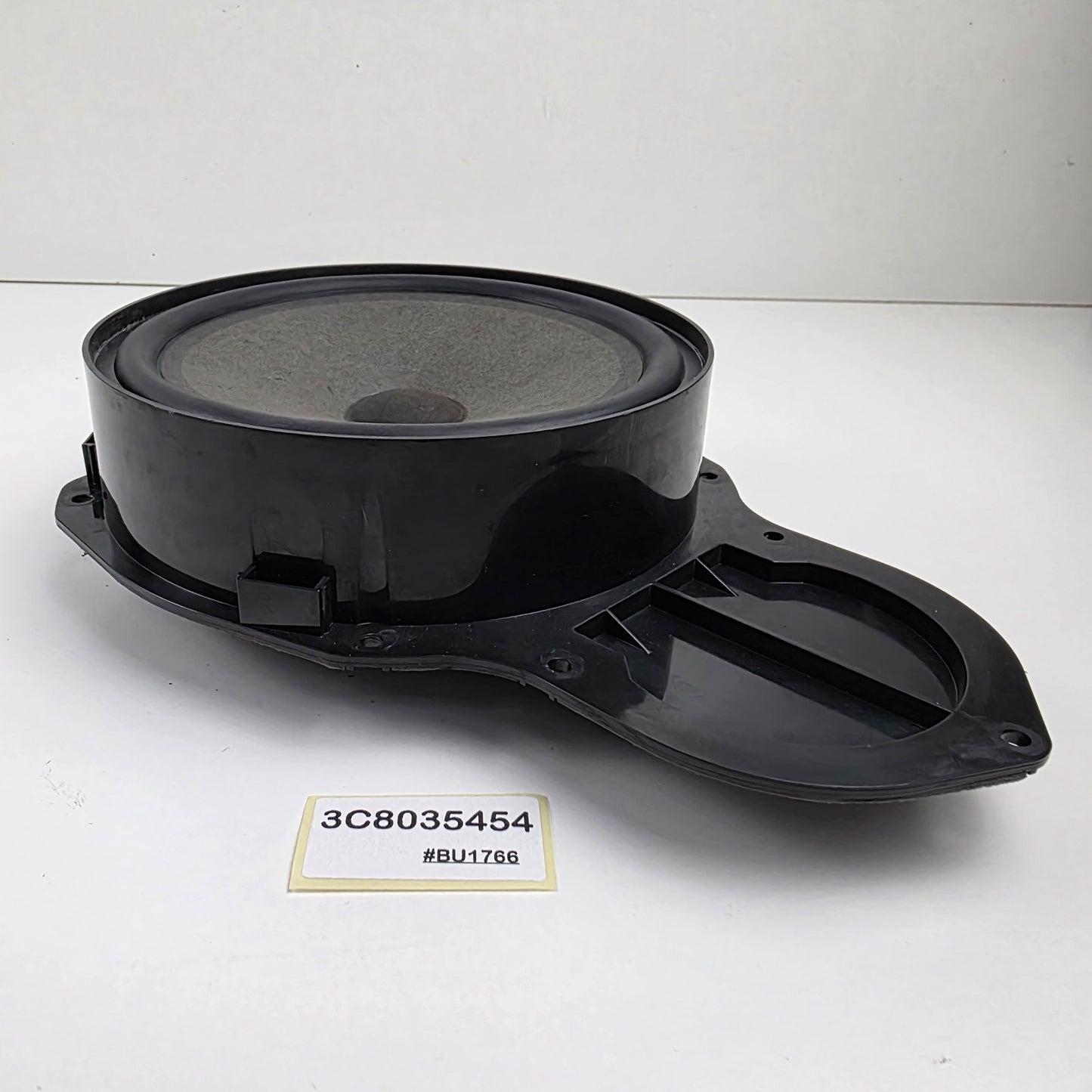 2006-2017 Volkswagen Passat Wagon Speaker Front Rear 3C8035454