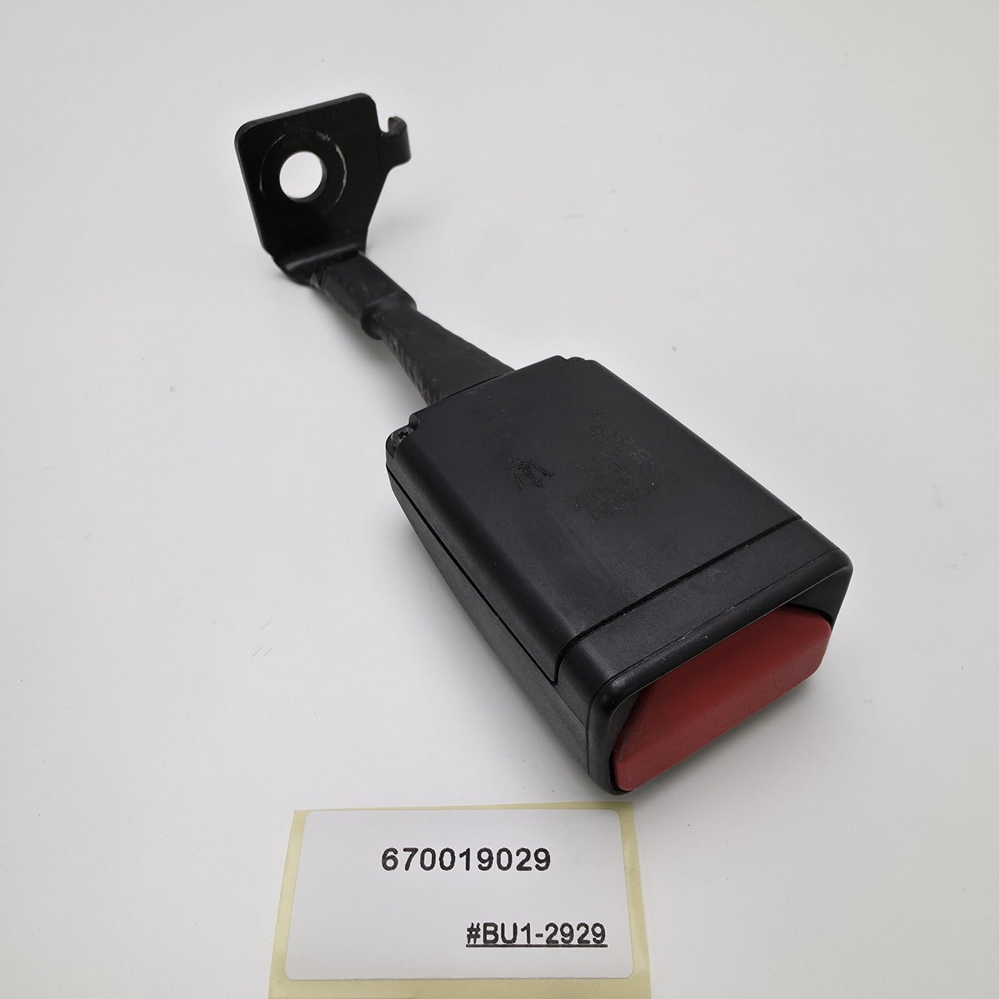 2013-2024 Maserati Quattroporte REAR RIGHT SEAT BELT BUCKLE 670019029