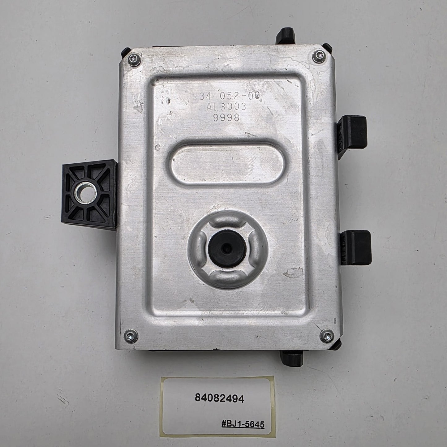 2015-2017 Chevrolet Impala Fuel Pump Control Module 84082494