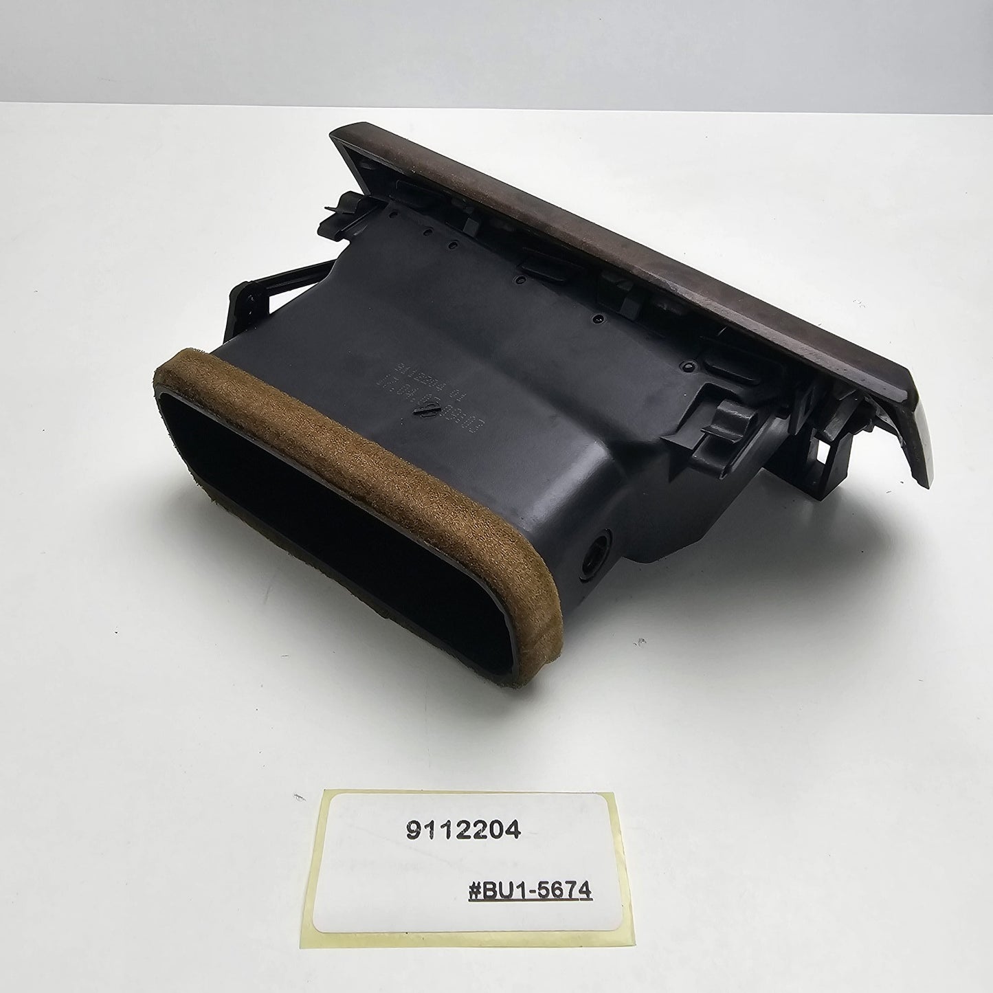 2008-2010 BMW 528xi Left Dash Air Vent 9112204