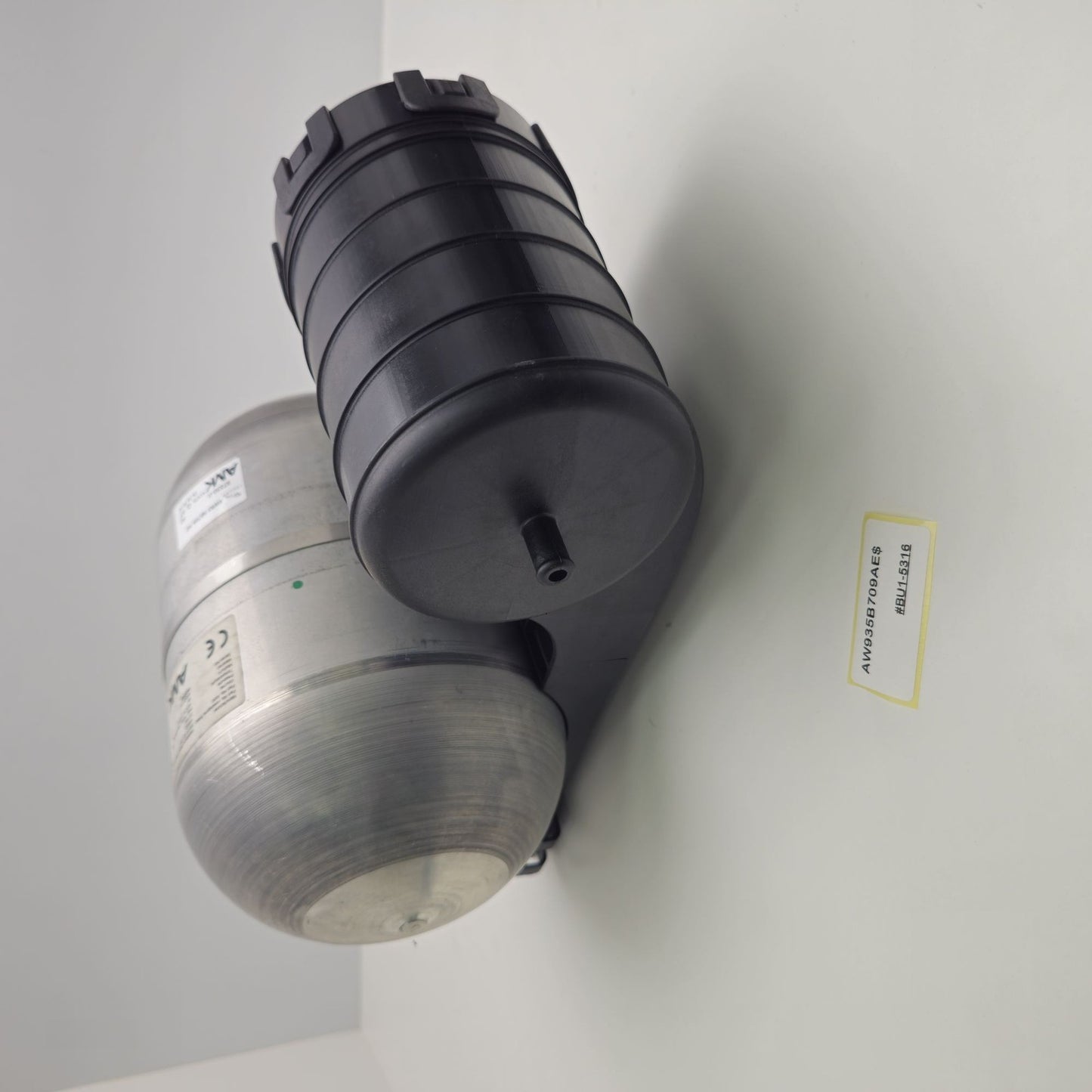 2010-2015 Jaguar XJ Air Suspension Tank Reservoir AW935B709AE