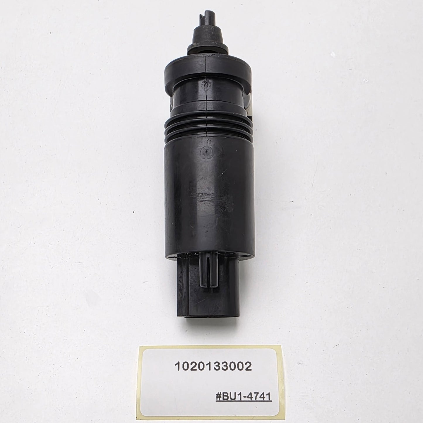 2014-2020 Land Rover Discovery Sport Windscreen Washer Tank Motor 1020133002