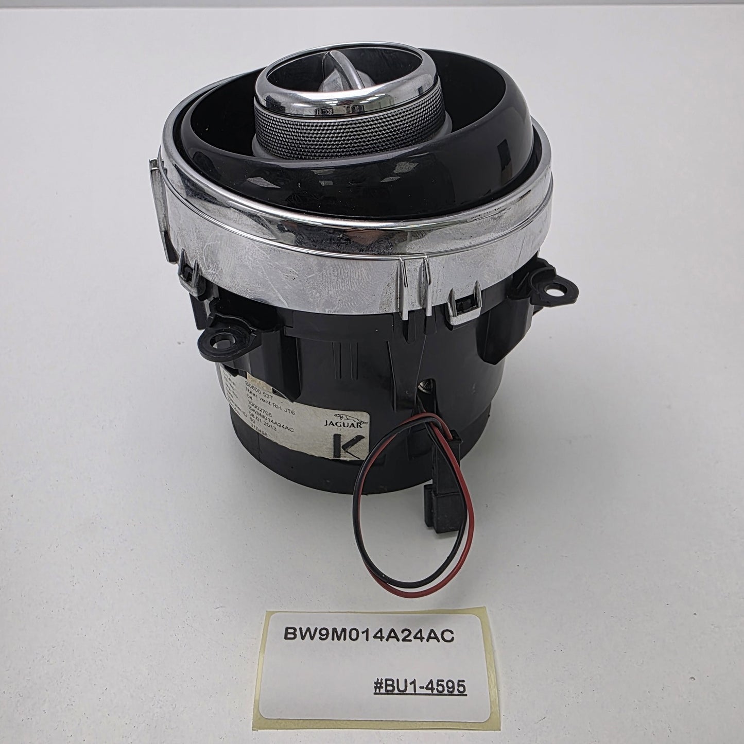 2010-2019 Jaguar XJ RIGHT AC VENT BW9M014A24AC