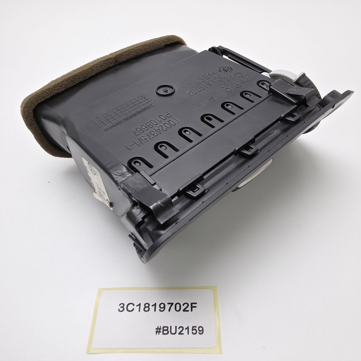 2008-2010 Volkswagen Passat Dashboard Air Vent Right/Passenger Side 3C1819702F