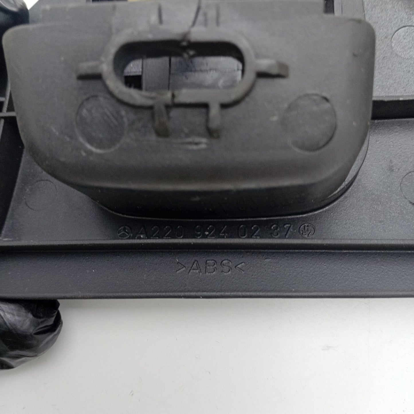 2001-2006 Mercedes-Benz S-Class REAR SEAT TRIM COVER A2209240237
