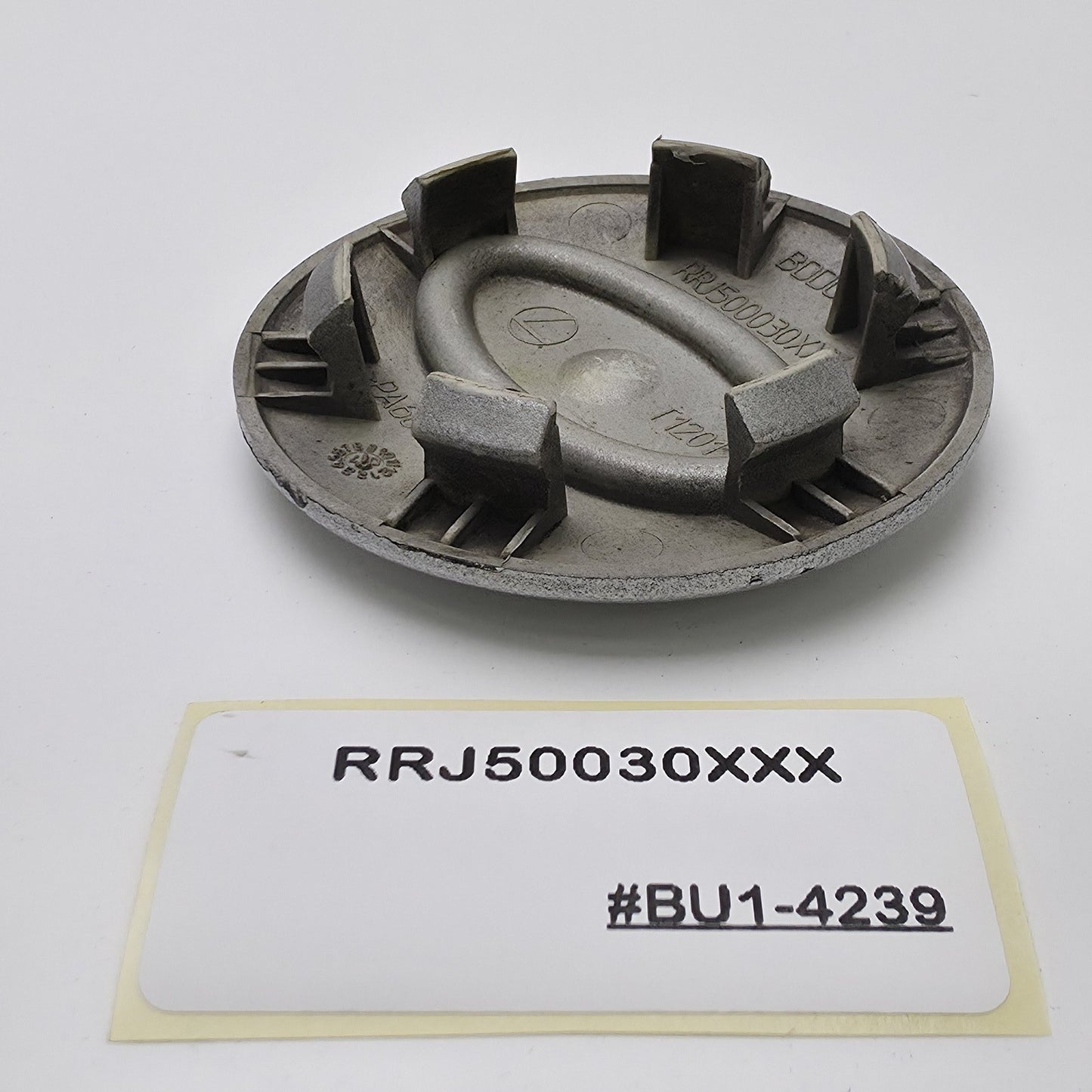 2010 Land Rover Discovery 4 Wheel Center Cap RRJ50030XXX