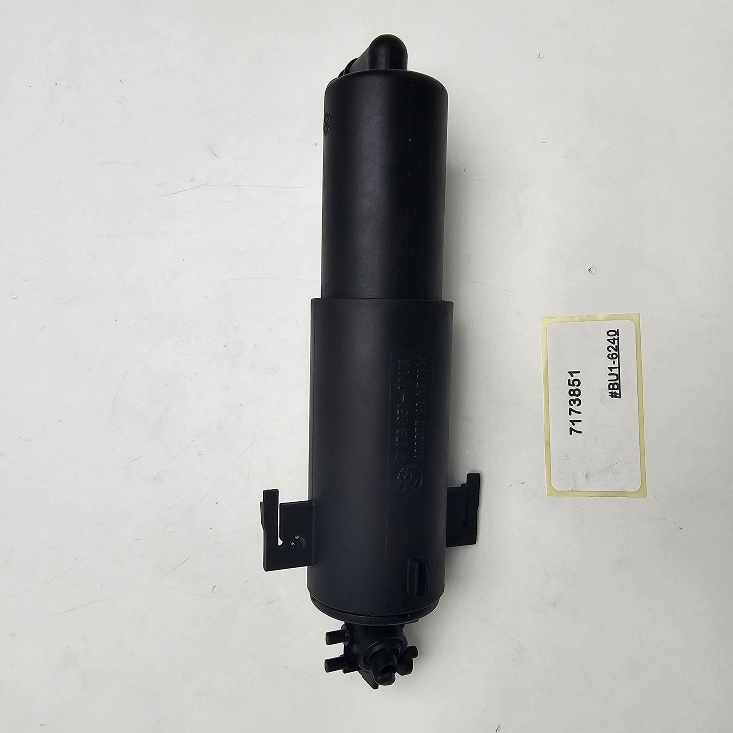2007-2013 BMW X5 Headlight Washer Nozzle Left 7173851