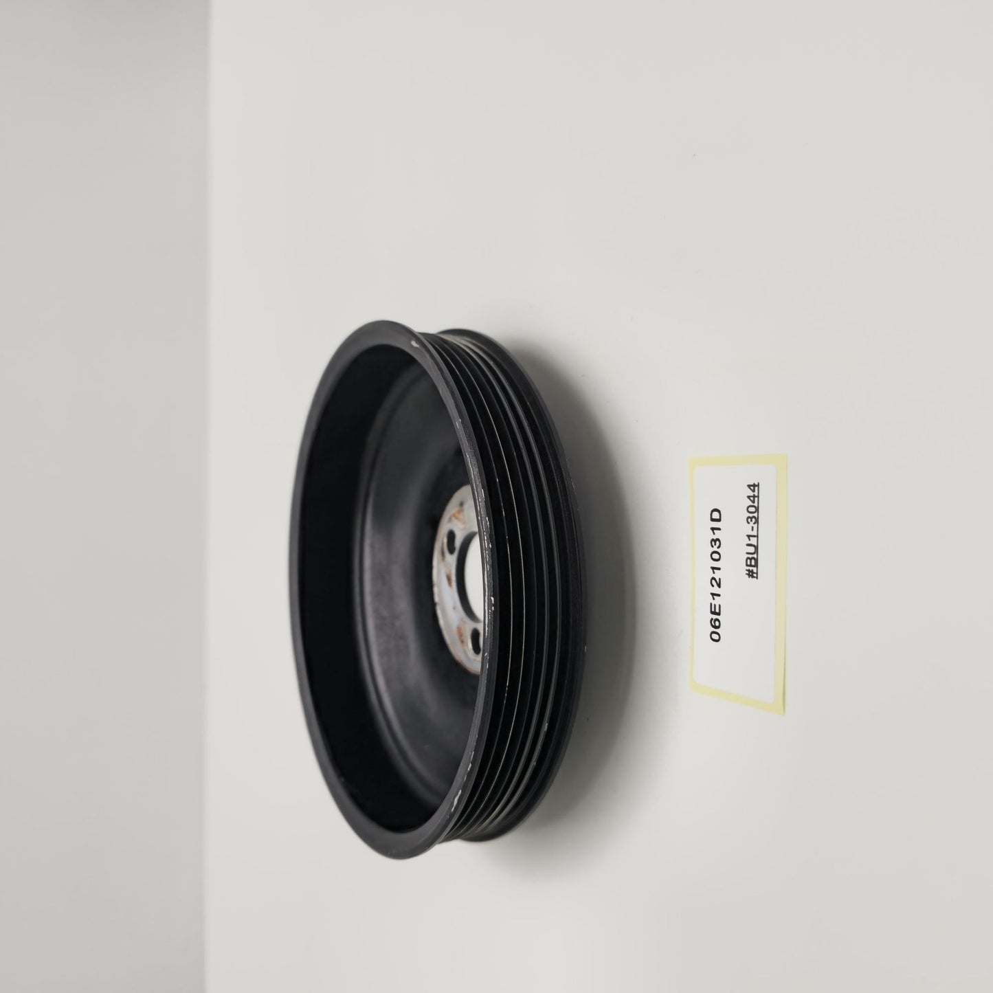2013-2015 Audi A4 Coolant Water Pump Pulley 06E121031D