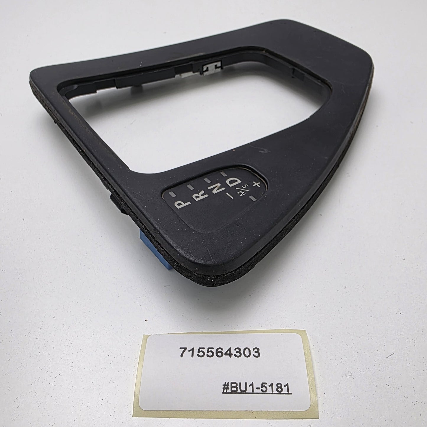 2006-2013 BMW 3 Series AUTO TRANS GEAR SELECTOR BOOT TRIM 715564303