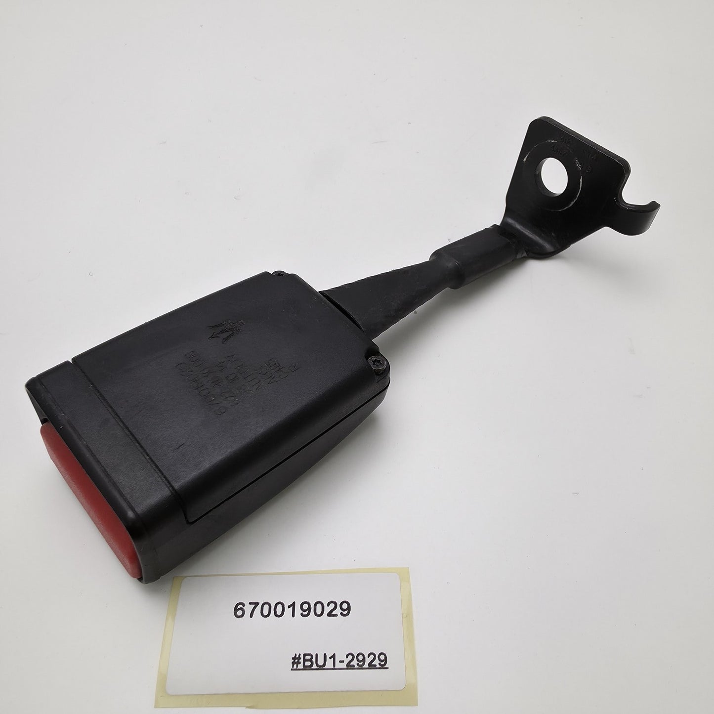 2013-2024 Maserati Quattroporte REAR RIGHT SEAT BELT BUCKLE 670019029