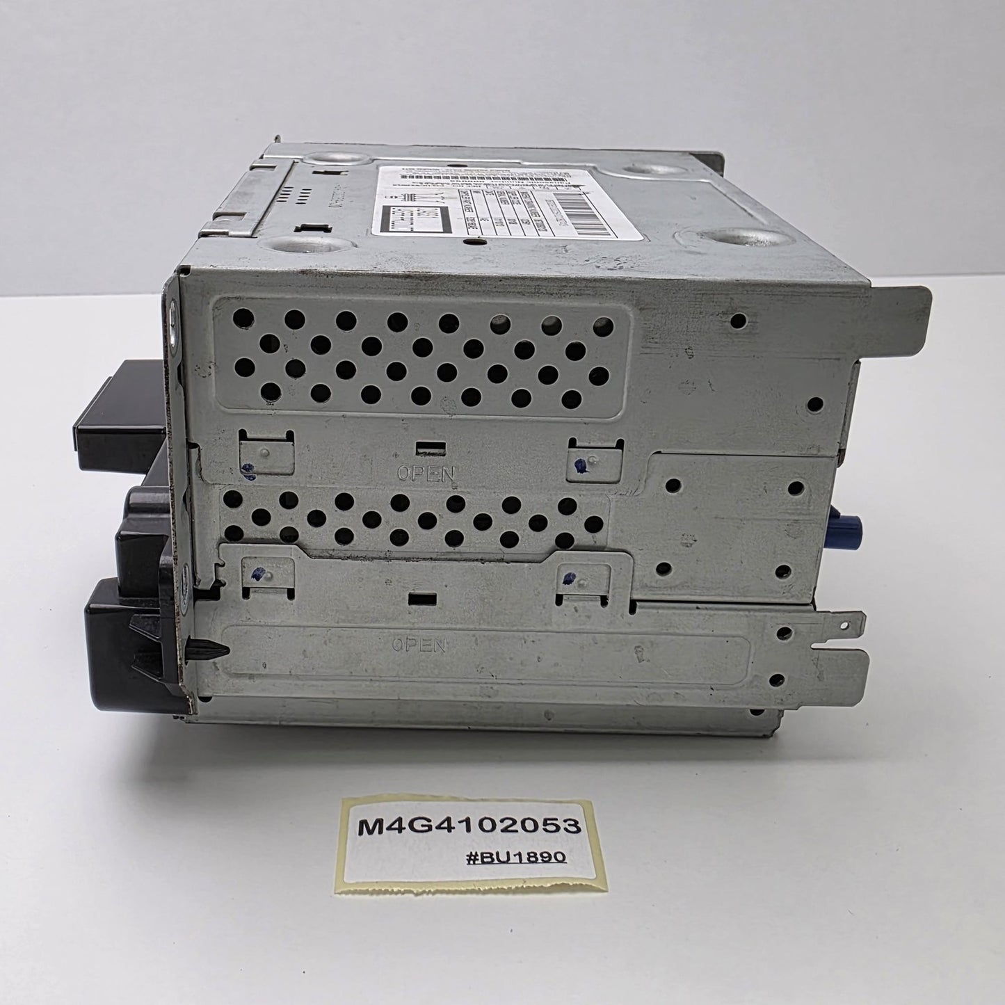2014-2016 Maserati Ghibli S Q4 AM FM CD Radio Receiver Control Module M4G4102053