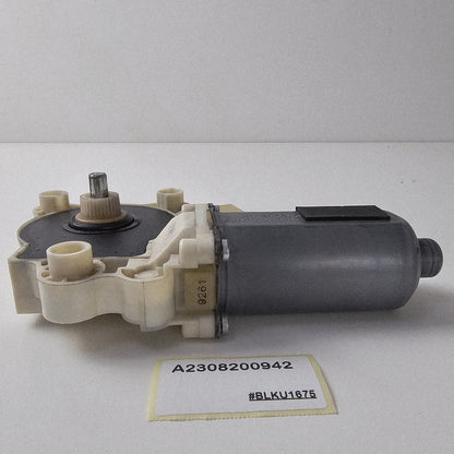 03-09 Mercedes CLK 200 Window Regulator Motor Front Right A2308200942