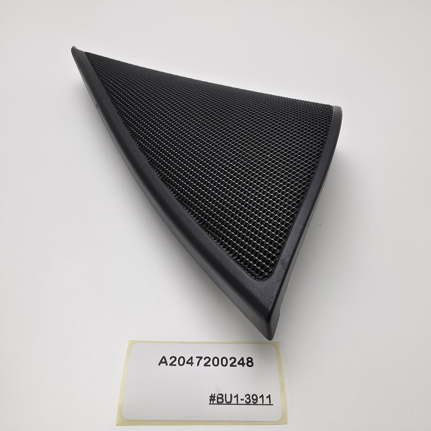 2007-2014 Mercedes-Benz C-Class Front Door Speaker Trim Cover A2047200248