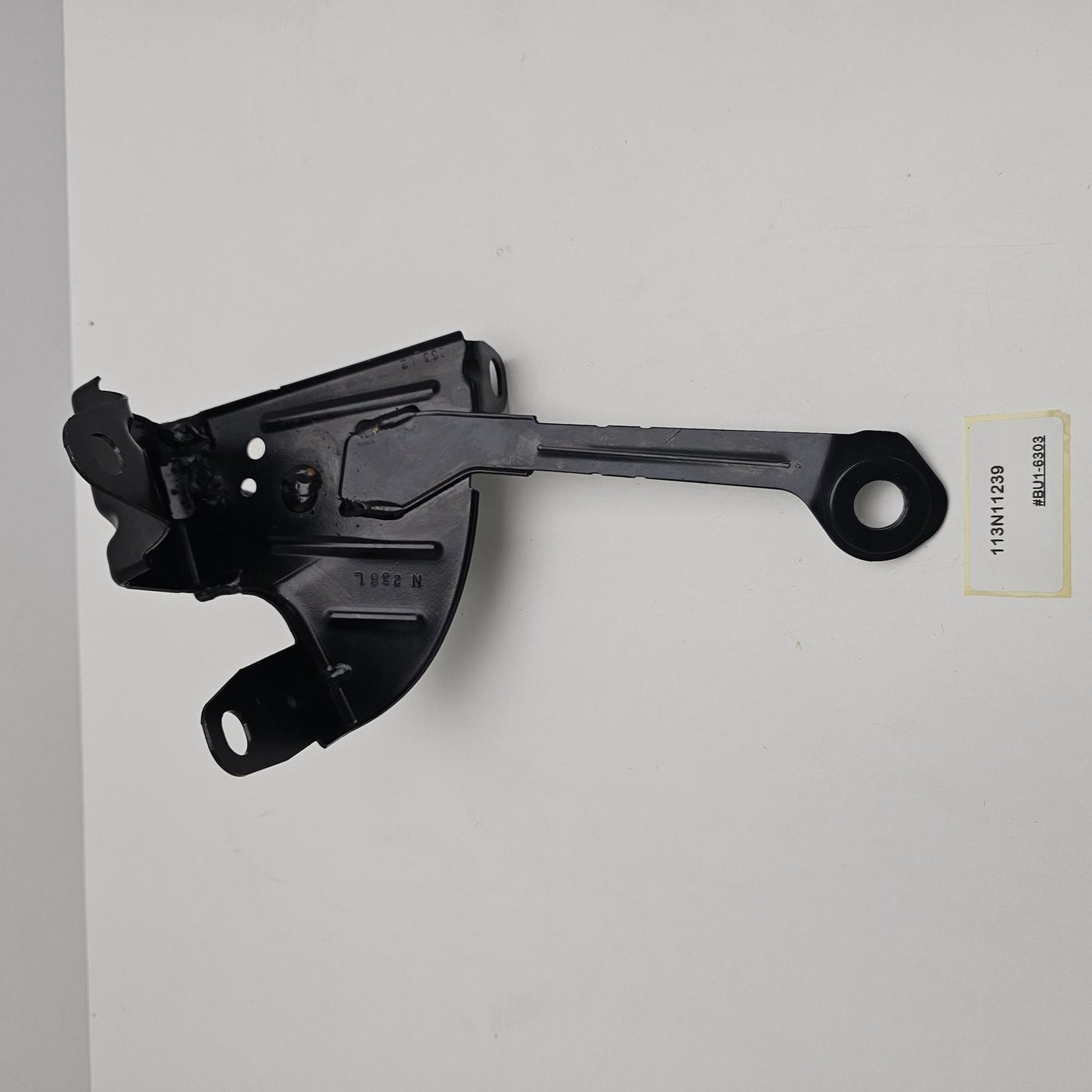 2011-2013 BMW X5 Rear Second Row Left Driver Side Seat Striker Bracket 113N11239