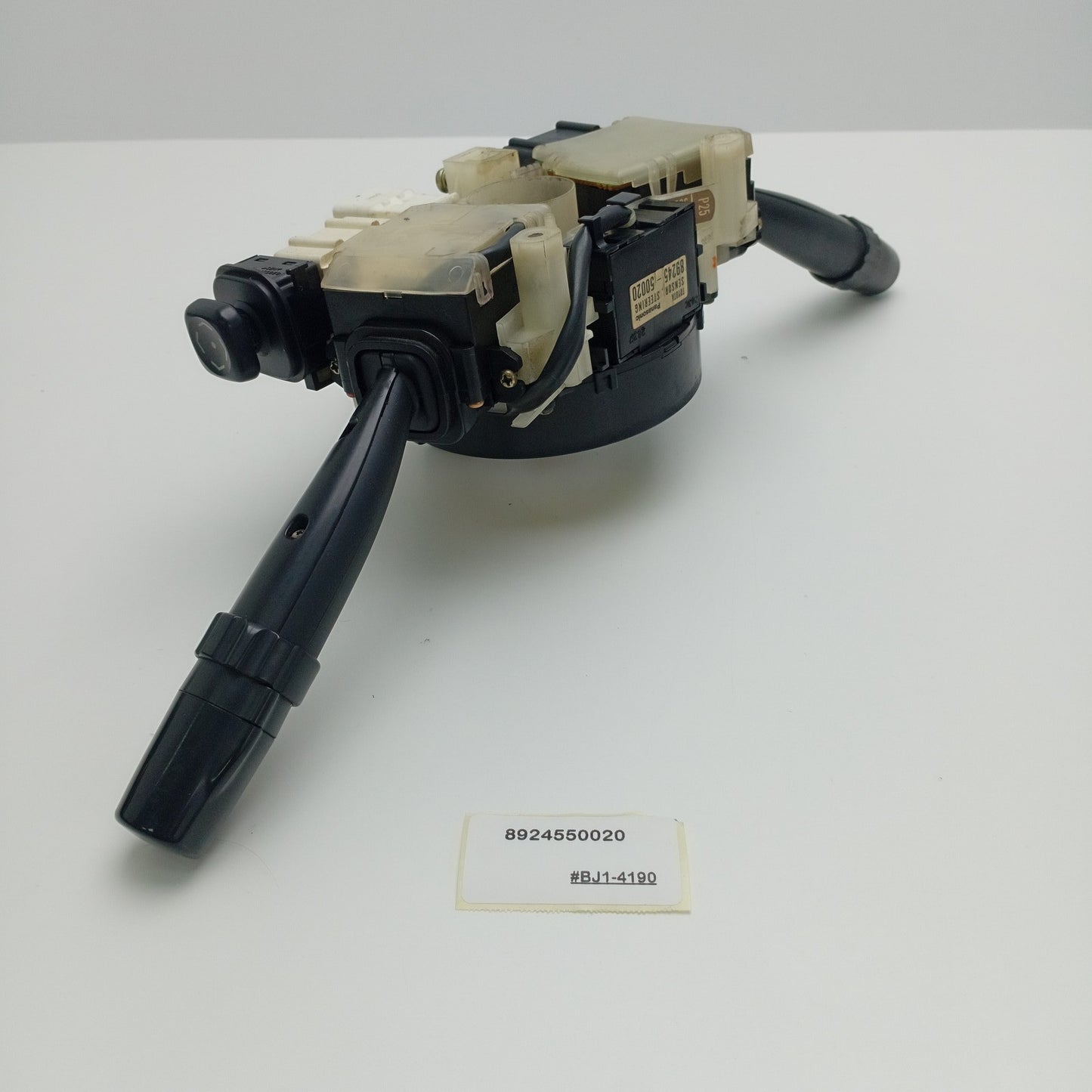 1998-2005 Lexus GS300 Steering Angle Sensor Holder 8924550020