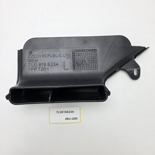 2004 Porsche Cayenne Instrument Dash Panel Lower Vent Left 7L0819623A