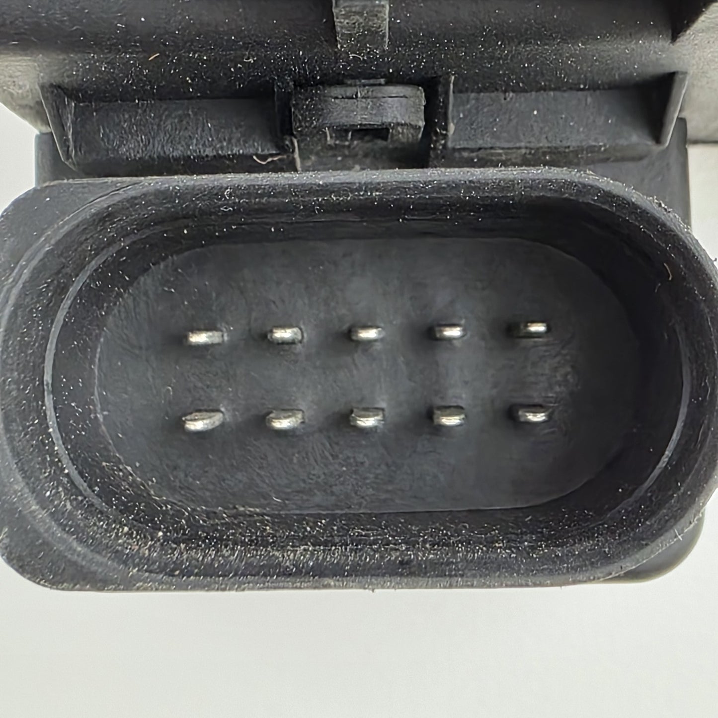 2009-2016 Mercedes-Benz E-Klasse S212 Air Suspension Leveling Valve A2123200558