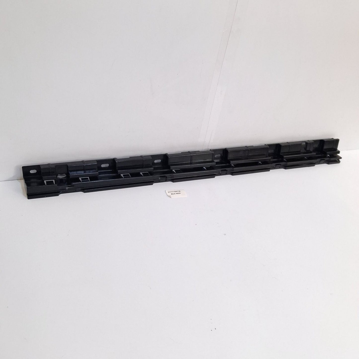 2010-2016 BMW F10 Front Right Rocker Panel Mount Strip 51777184778
