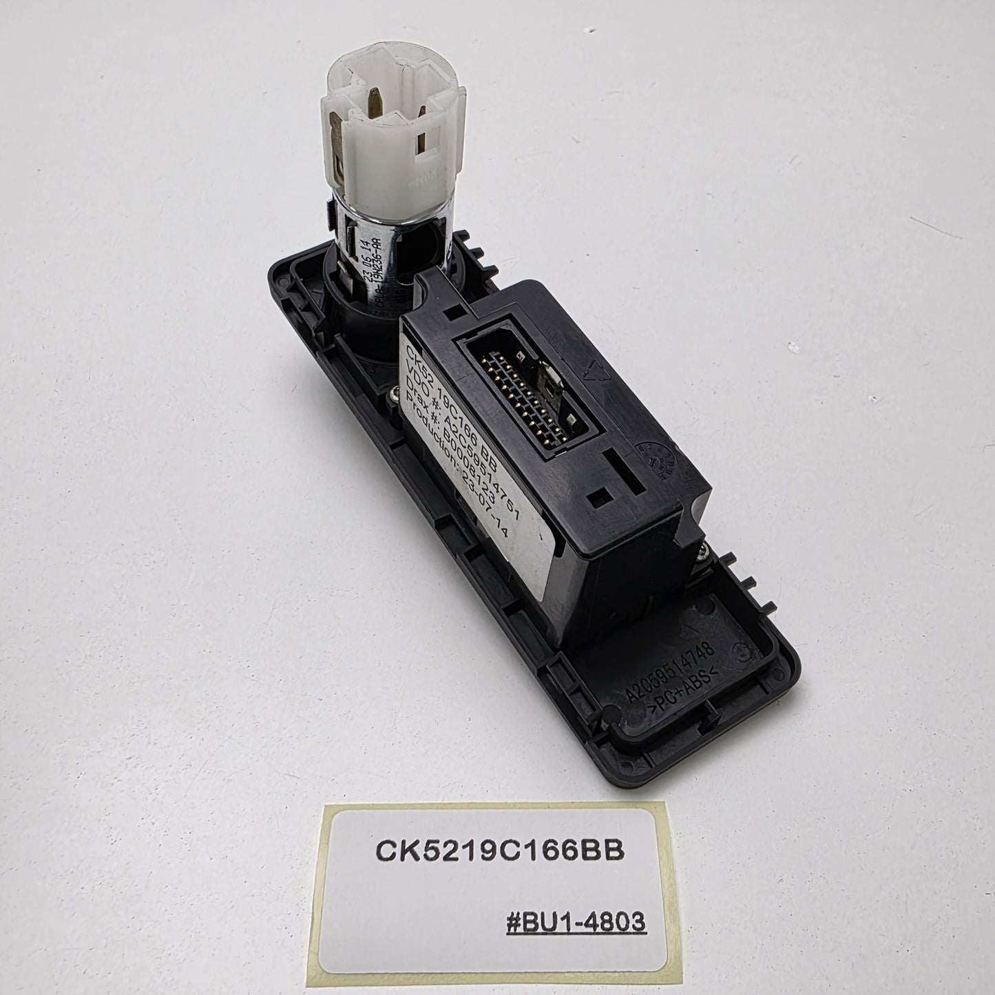 2002-2012 Land Rover Range Rover USB AUDIO PORT CK5219C166BB