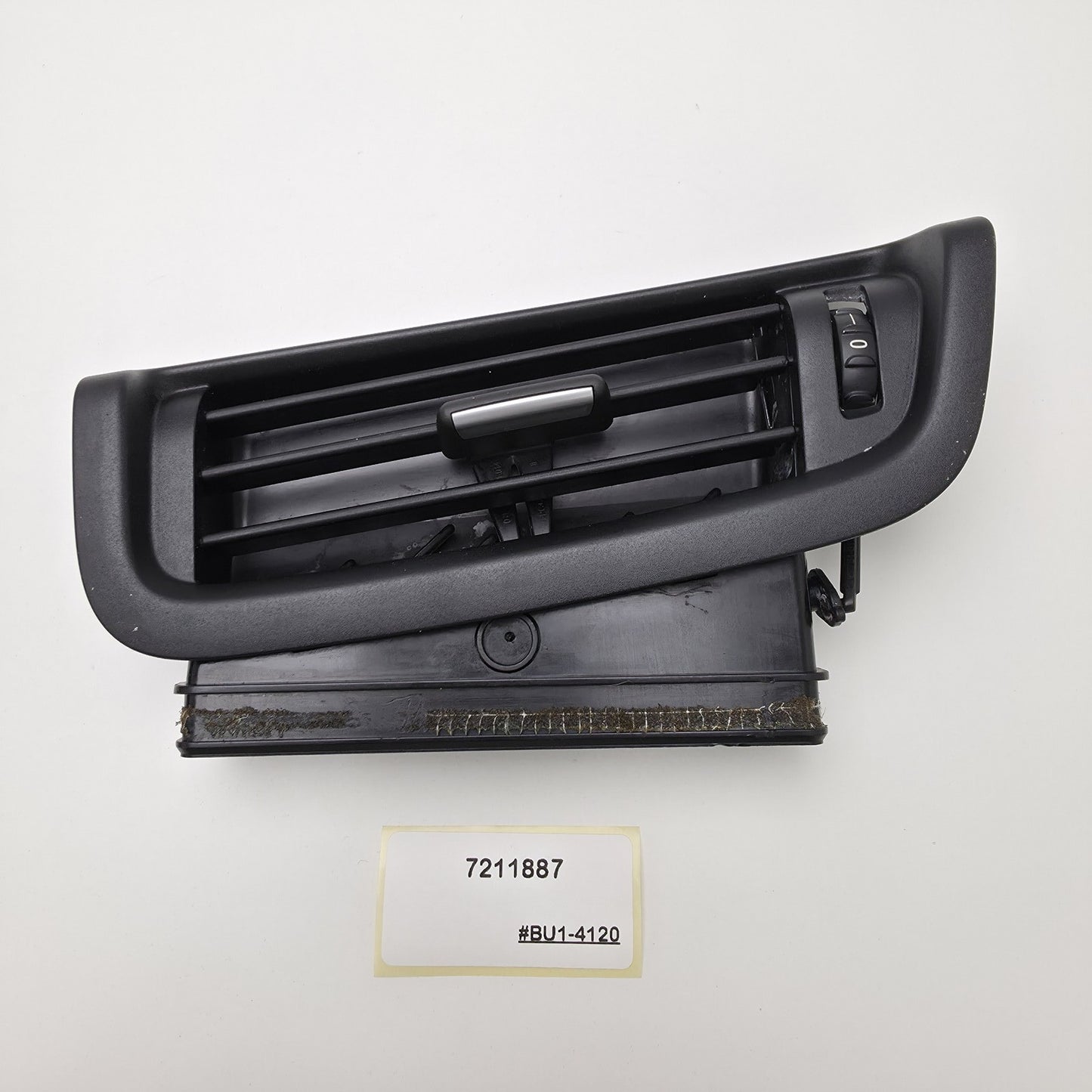 2012 BMW F10 B Pillar Air Vent Passenger Side Left Nearside 7211887
